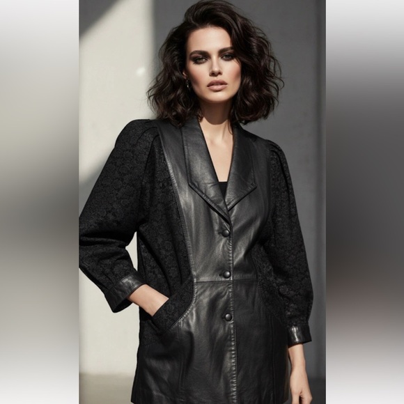 Wilsons Leather Jackets & Blazers - Vintage 80s Wilsons Black Leather Jacket Womens Medium Paisley Suede Sleeve Coat